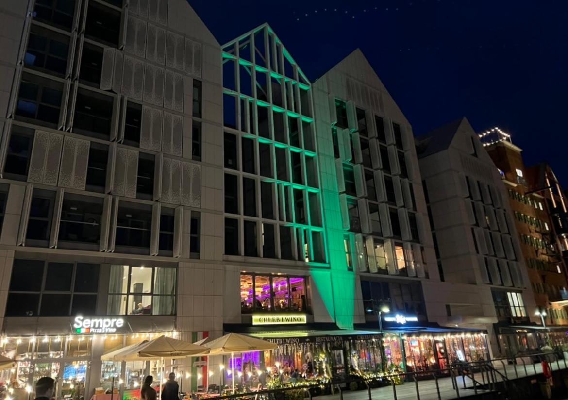 Baltic Riviera Apartments - Luxurious Apartment With Patio And River View 그단스크 외부 사진